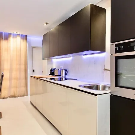 Neingam By Scls Locations Apartment Cannes