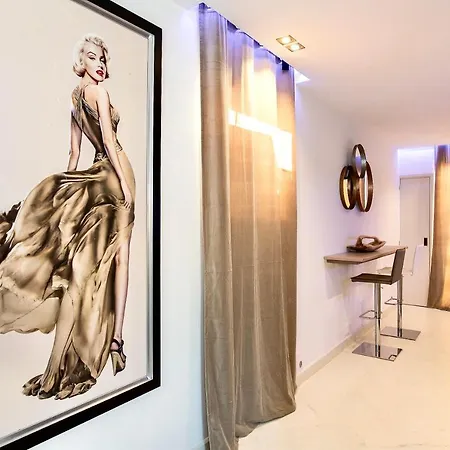 Neingam By Scls Locations Apartment Cannes